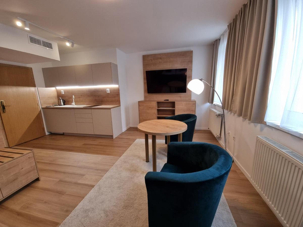 Hotel Tilia Pezinok Exteriér fotografie
