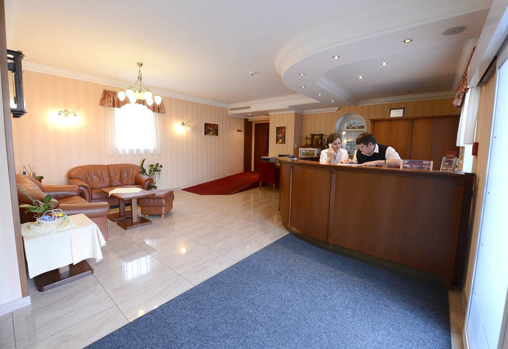 Hotel Tilia Pezinok Exteriér fotografie