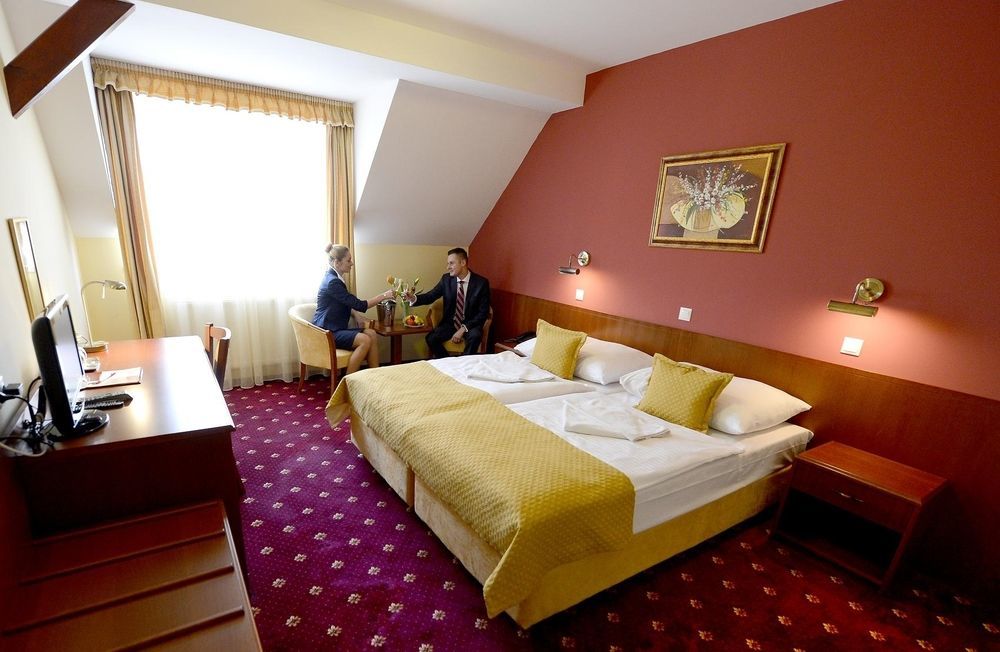 Hotel Tilia Pezinok Exteriér fotografie